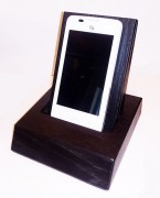 Подставка с бесшумной защитой телефона и беспроводной зарядкой PhoneSafe+
